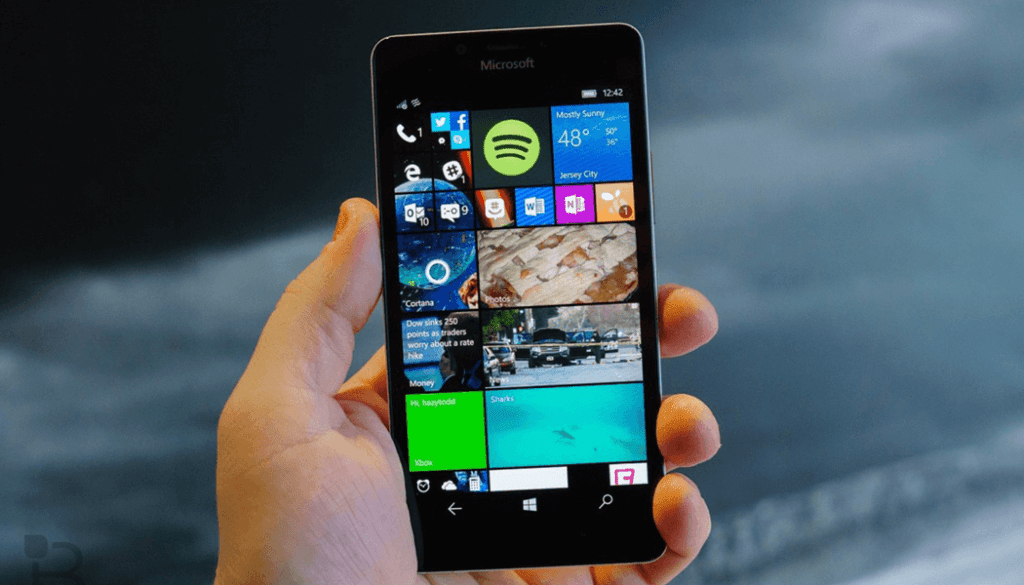 Microsoft finally giving up on its failed Windows Phone